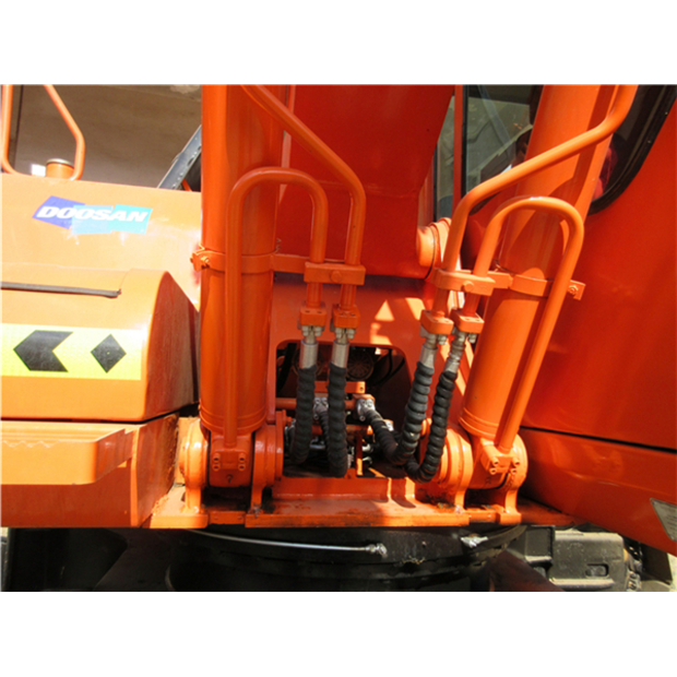 2025 Doosan DH300LC-45986349