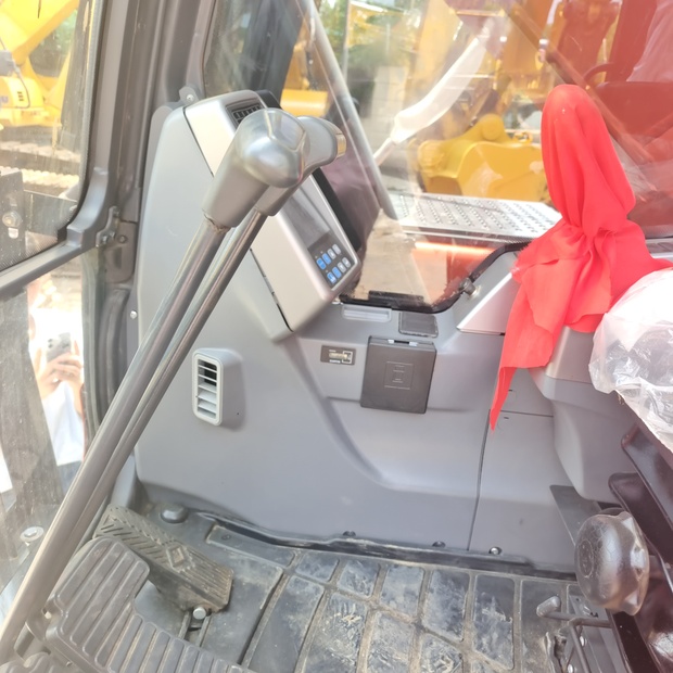 2025 Doosan DX225-45986384