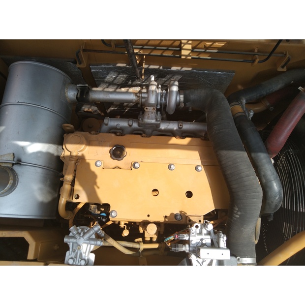 2023 Caterpillar 320D-45986450