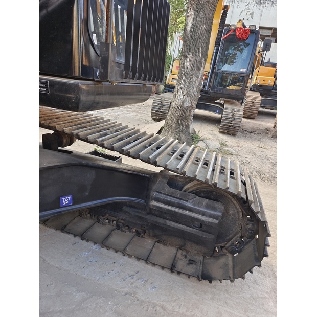 2025 ساني SY215C-45986840