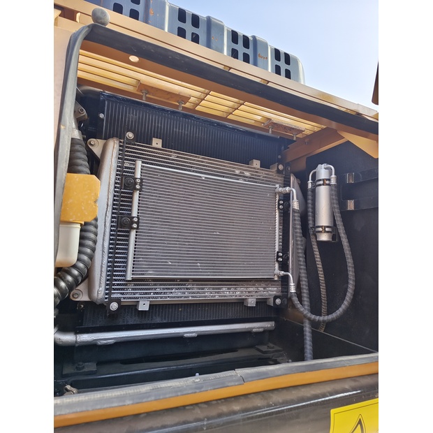 2025 ساني SY215C-45986842