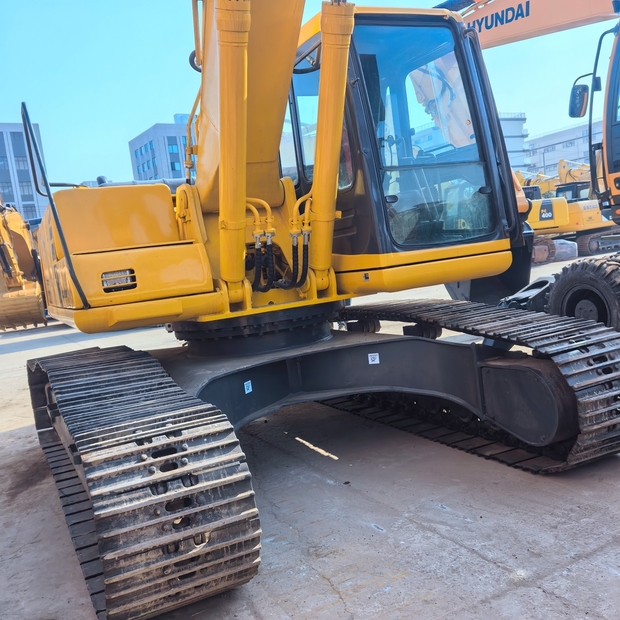 2022 Komatsu PC220-6-45987162