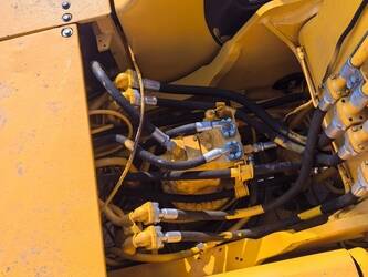 2022-komatsu-pc220-6-1432007-45987165