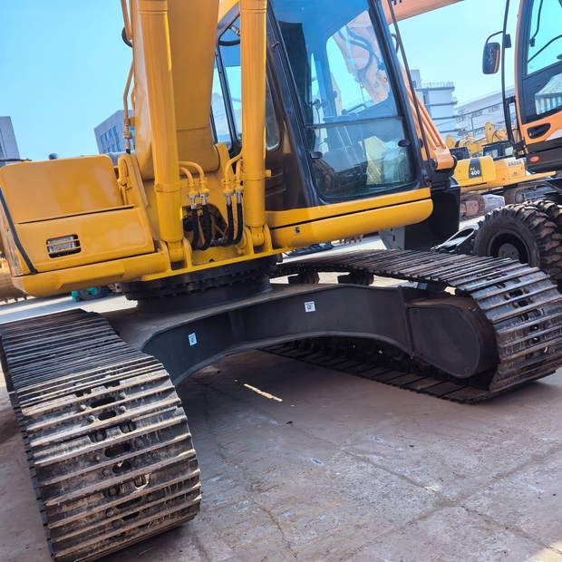 2022 Komatsu PC220-6-45987167