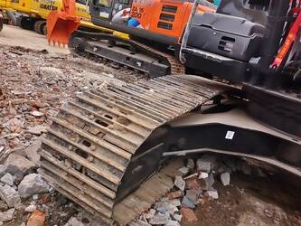 2025-hitachi-zaxis-200-3g-45987388