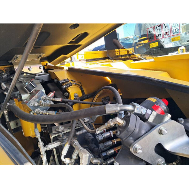 2023 Komatsu PW98MR-11E0-45987503