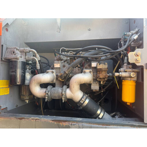 2009 هيتاشى ZX 350 LC-3-45987656