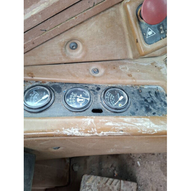 1987 Caterpillar 631E-45987952