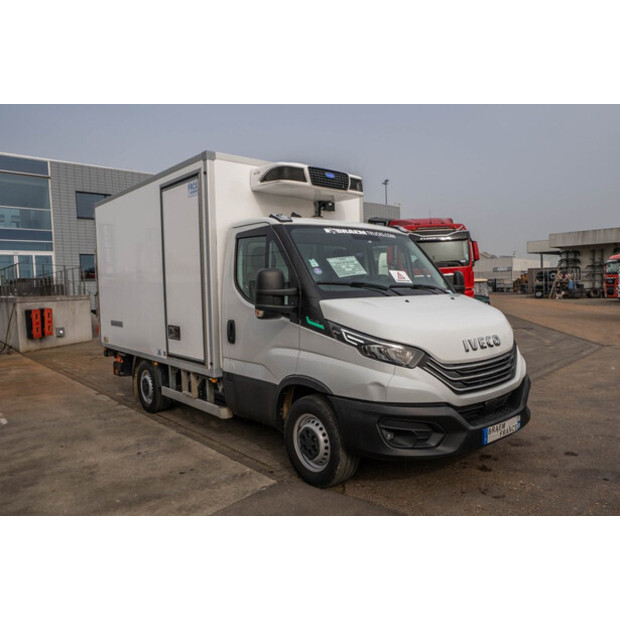 2023 Iveco Daily 35S14-45988258