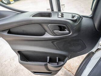 2023-iveco-daily-35s14-1432045-45988261