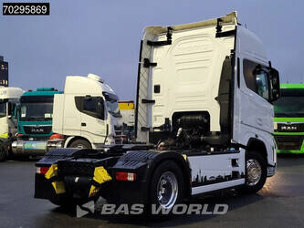 2022-ford-f-max-500-1382171-45988473