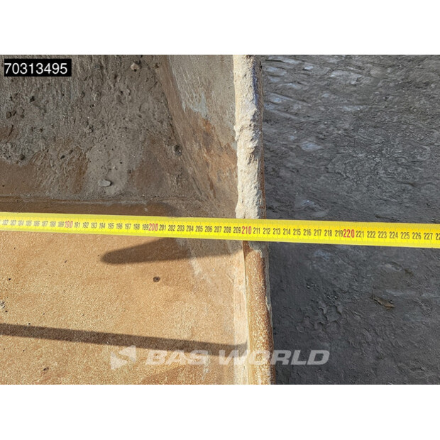 2018 ليبهير R936LC-45989023