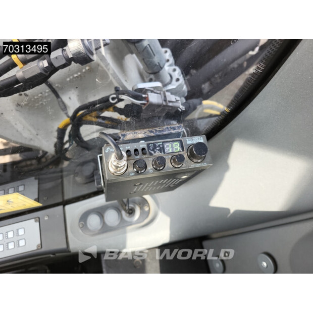 2018 ليبهير R936LC-45989049