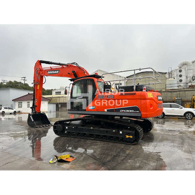 2023 دووسان DX300LCA-45989787