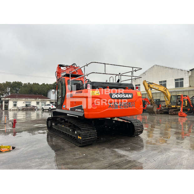 2023 دووسان DX300LCA-45989788
