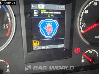 2014-scania-r410-1396360-45991096