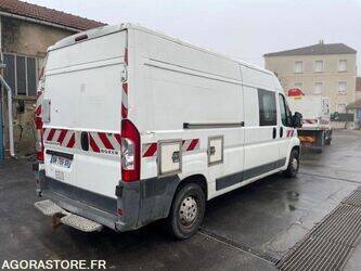 2010-peugeot-boxer-1432141-46004461