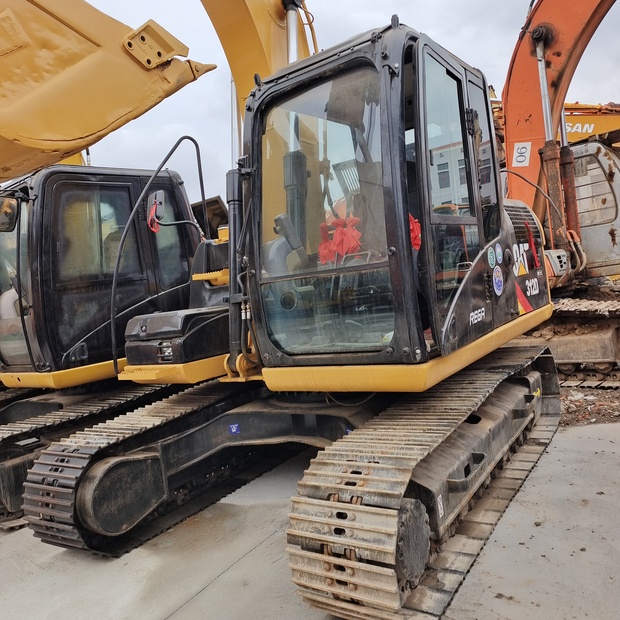 2024 Caterpillar 312D-46004520