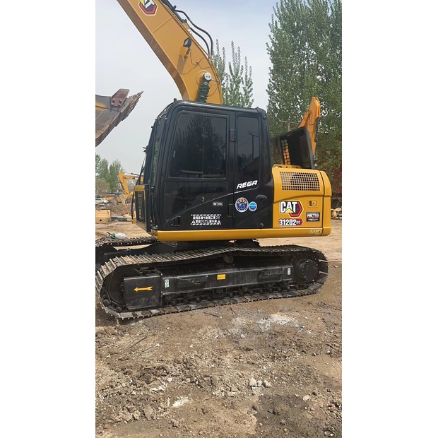 2025 كاتربيلر 312D2GC-46004559