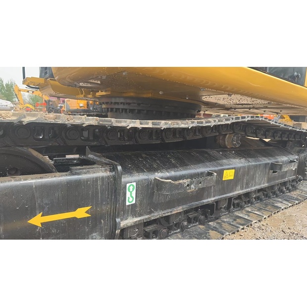 2025 كاتربيلر 312D2GC-46004564