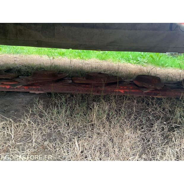 1997 Kuhn GMD 702-46004578