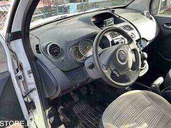 2011-renault-kangoo-1432155-46004668