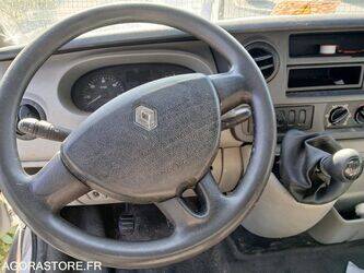 2008-renault-mascott-1432159-46004729