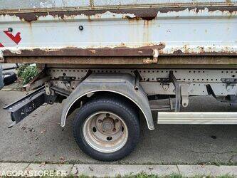 2008-renault-mascott-1432159-46004753