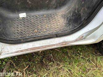 2010-renault-master-1432161-46004773