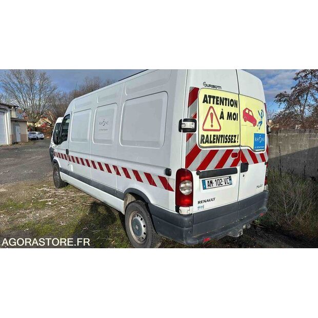 2010 رينو Master-46004780