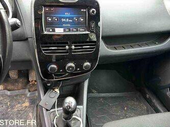 2013-renault-clio-1432162-46004795