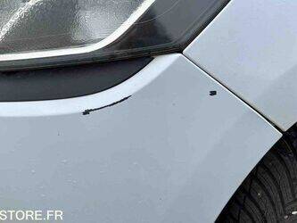 2013-renault-clio-1432162-46004804