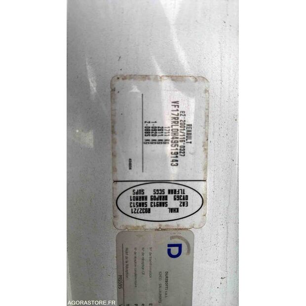 2013 Renault Clio-46004805