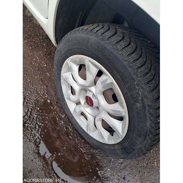 2018 Fiat Panda-46004831