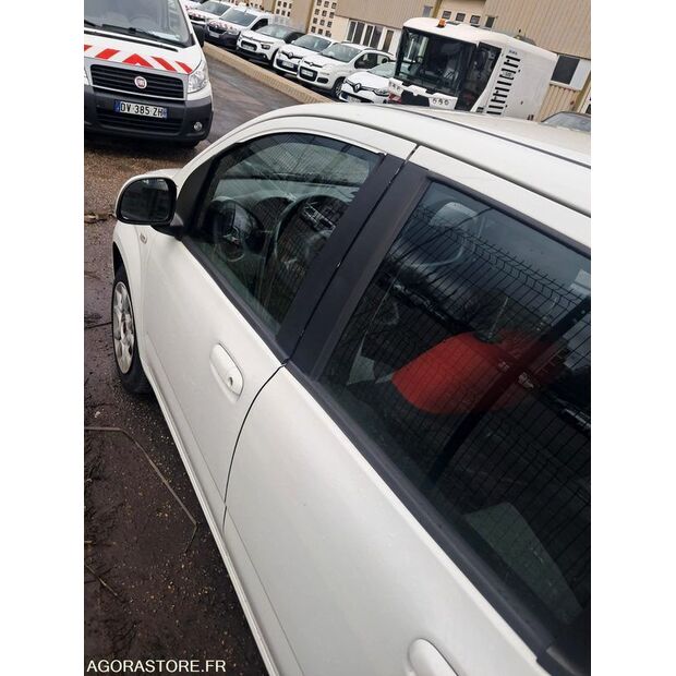 2018 Fiat Panda-46004832