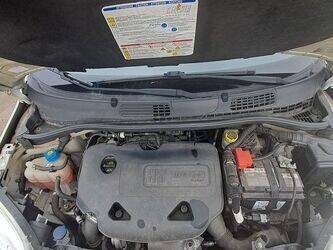 2014-fiat-panda-1432168-46004887