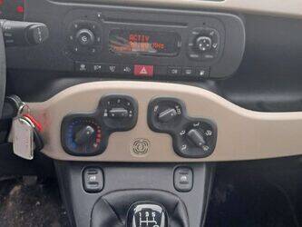 2014-fiat-panda-1432168-46004890