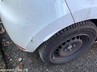 2016-renault-clio-1432170-46004925