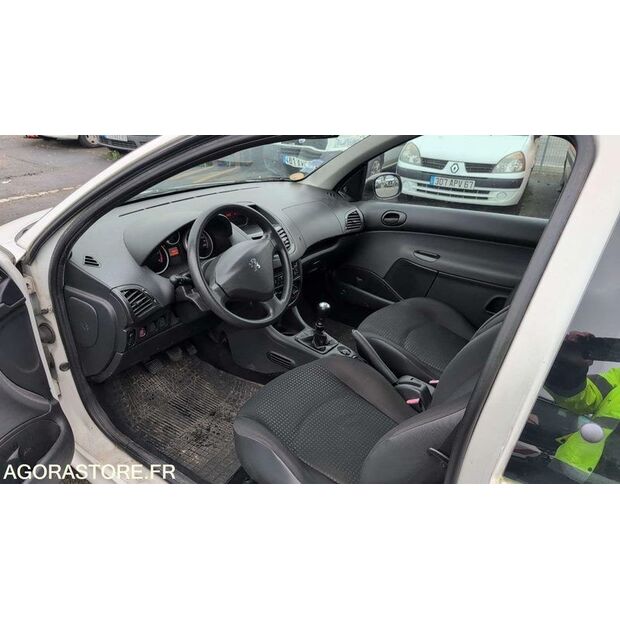 2010 Peugeot 206-46004956