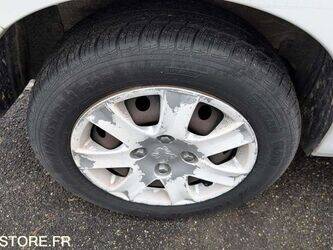 2010-peugeot-206-1432173-46004961