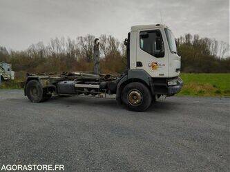 صورة ل شاحنات 2002 رينو Kerax