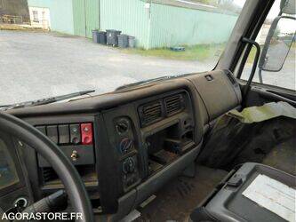 2002-renault-kerax-1432175-46004983