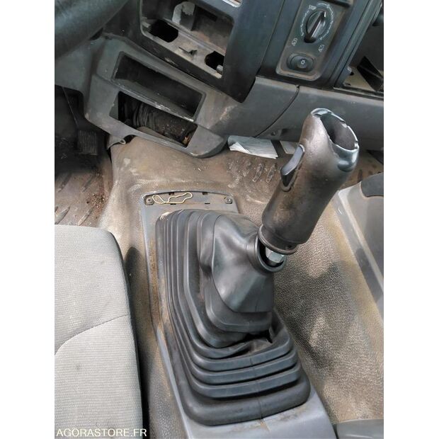 2002 رينو Kerax-46004987