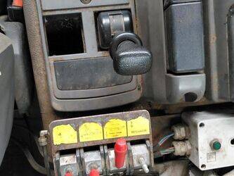 2002-renault-kerax-1432175-46004993