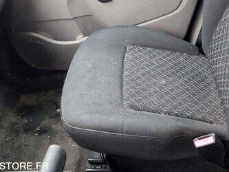 2010-renault-kangoo-1432177-46005005