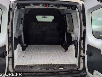 2010-renault-kangoo-1432177-46005011