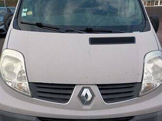 2010-renault-trafic-1432189-46005141
