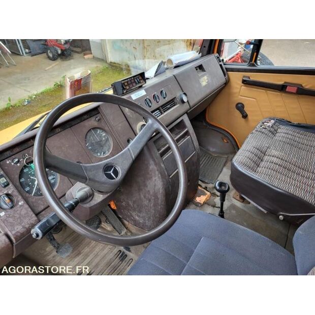 2002 مرسيدس بنز 709D-46005210