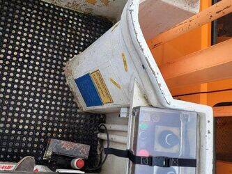 2002-mercedes-benz-709d-46005213