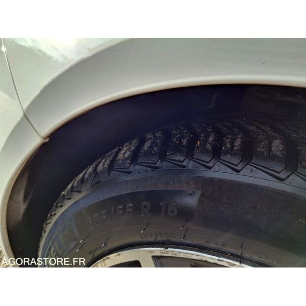 2014 Peugeot 308-46005240